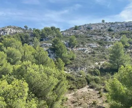 Apartment Grand T2, Lumineux, Au Calme, Au Pied Des Calanques, Proche *