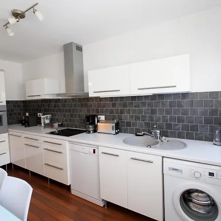 Apartment Grand T2, Lumineux, Au Calme, Au Pied Des Calanques, Proche